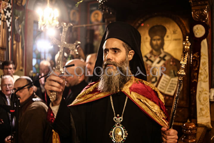 Λαμπρός Εσπερινός για την Ιερά Μνήμη του Αγίου Ελευθερίου στο Γκύζη (Εικόνες)