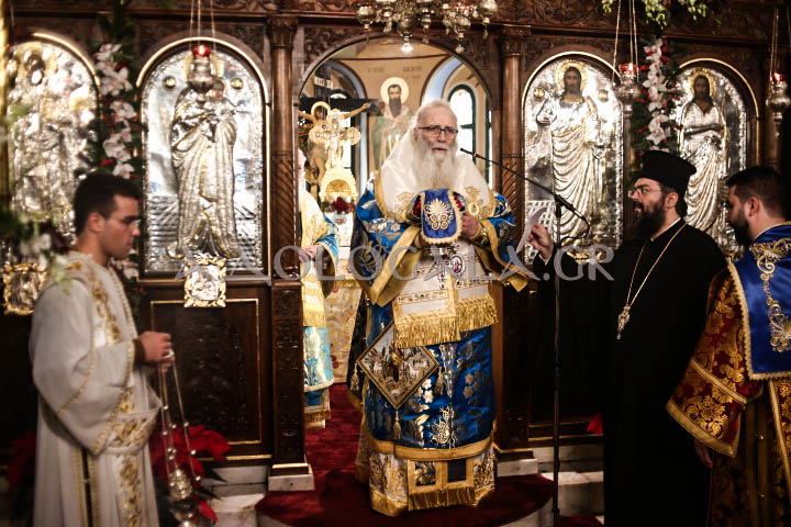 Δισαρχιερατική Θεία Λειτουργία για τον Άγιο Νικόλαο στον Ι.Ν. Αγίου Νικολάου Πτωχοκομείου Αθηνών (Εικόνες)