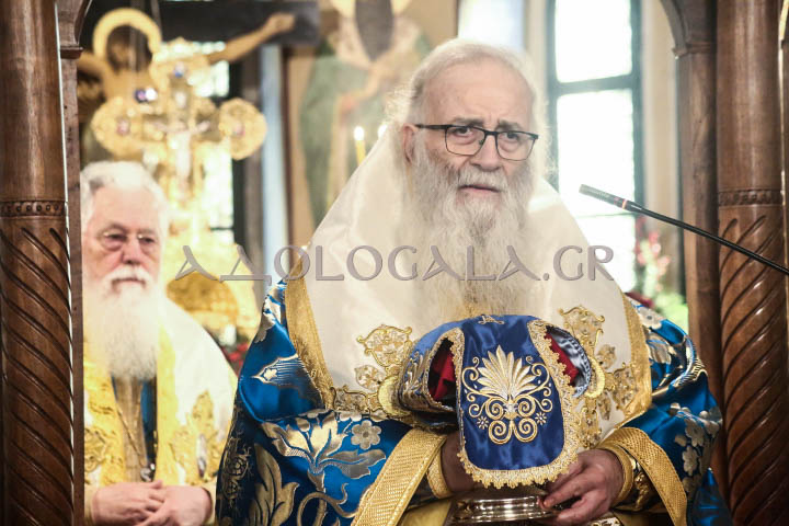 Δισαρχιερατική Θεία Λειτουργία για τον Άγιο Νικόλαο στον Ι.Ν. Αγίου Νικολάου Πτωχοκομείου Αθηνών (Εικόνες)