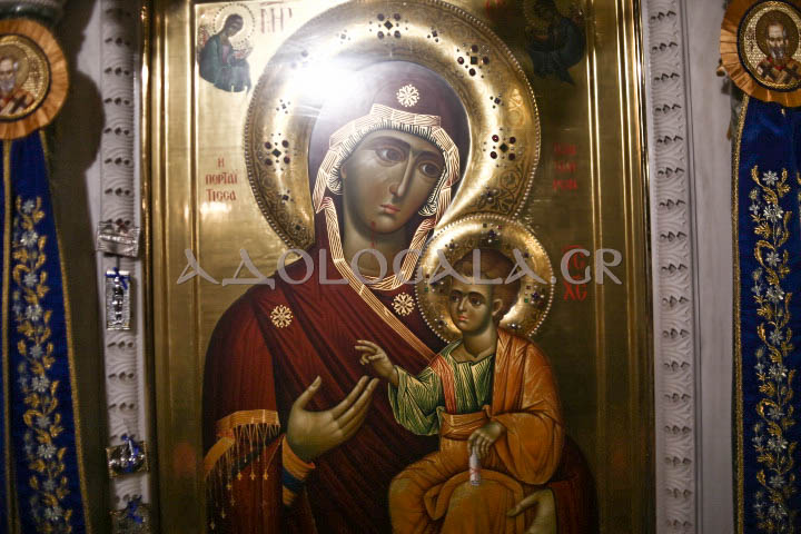 Ο Μητροπολίτης Κηφισίας στον Εσπερινό της Πανηγύρεως του Αγίου Νικολάου Καλλιθέας (Εικόνες)