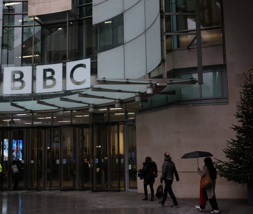 Το BBC ανακοίνωσε «στρατηγική συνεργασία» με το YouTube