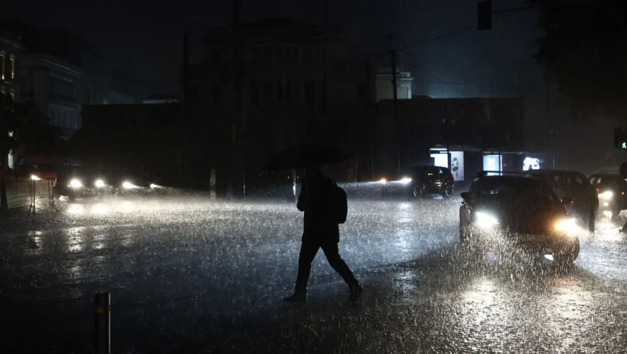 Εντονα καιρικά φαινόμενα: Οι «αυτοματοποιημένες» κινήσεις και τα λάθη