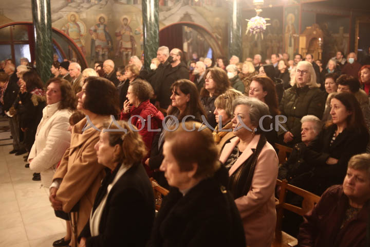 Λαμπρός Εσπερινός για τον Άγιο Τρύφωνα στην Τερψιθέα Άνω Γλυφάδας (Εικόνες)