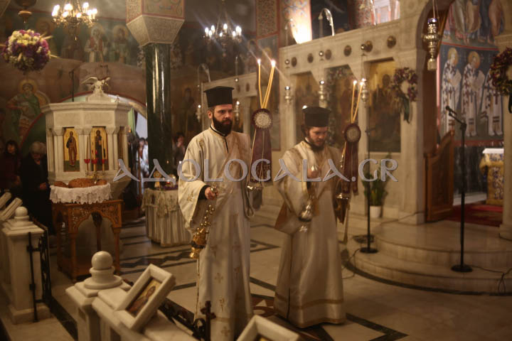 Λαμπρός Εσπερινός για τον Άγιο Τρύφωνα στην Τερψιθέα Άνω Γλυφάδας (Εικόνες)