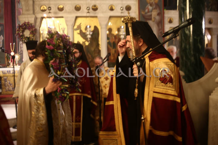 Λαμπρός Εσπερινός για τον Άγιο Τρύφωνα στην Τερψιθέα Άνω Γλυφάδας (Εικόνες)