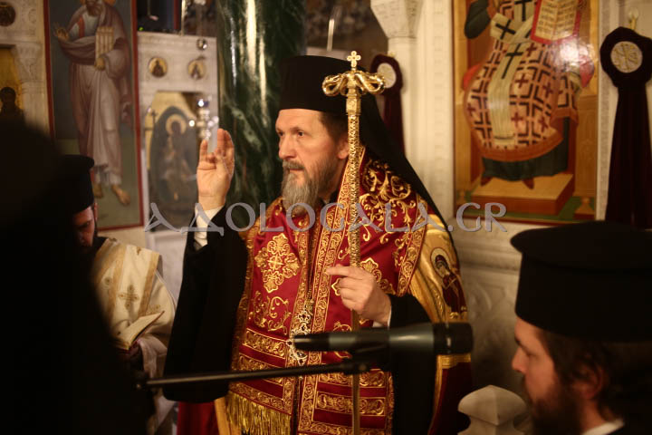 Λαμπρός Εσπερινός για τον Άγιο Τρύφωνα στην Τερψιθέα Άνω Γλυφάδας (Εικόνες)