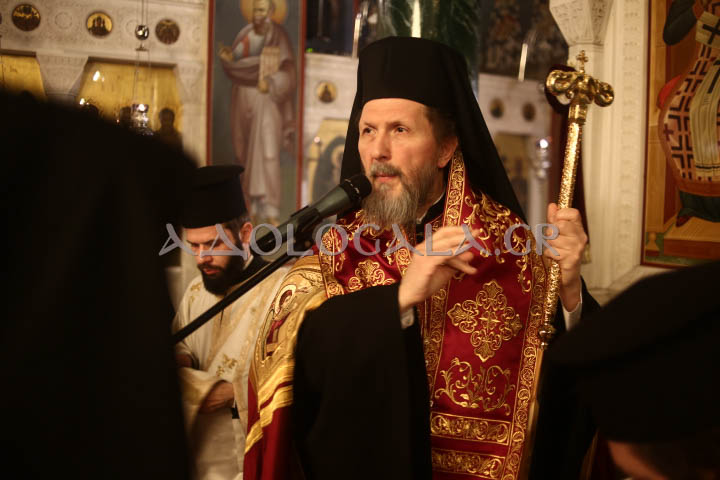 Λαμπρός Εσπερινός για τον Άγιο Τρύφωνα στην Τερψιθέα Άνω Γλυφάδας (Εικόνες)