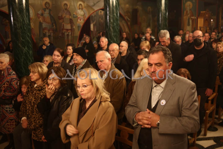 Λαμπρός Εσπερινός για τον Άγιο Τρύφωνα στην Τερψιθέα Άνω Γλυφάδας (Εικόνες)