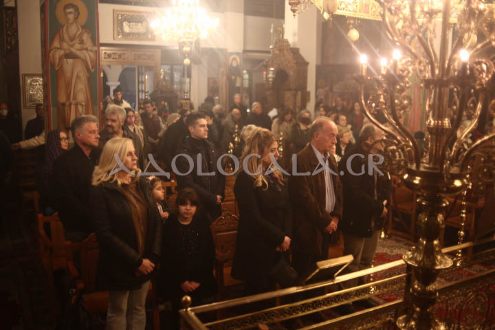 Παρουσία πλήθους πιστών η Ιερά Λιτάνευση της Εικόνας των Τριών Ιεραρχών στην Καισαριανή (Εικόνες)