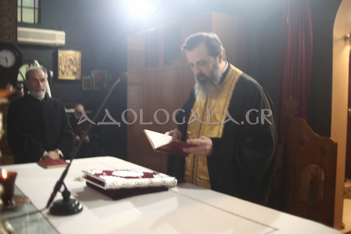 Παρουσία πλήθους πιστών η Ιερά Λιτάνευση της Εικόνας των Τριών Ιεραρχών στην Καισαριανή (Εικόνες)