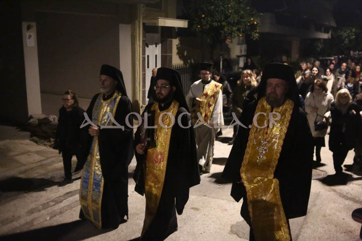 Παρουσία πλήθους πιστών η Ιερά Λιτάνευση της Εικόνας των Τριών Ιεραρχών στην Καισαριανή (Εικόνες)