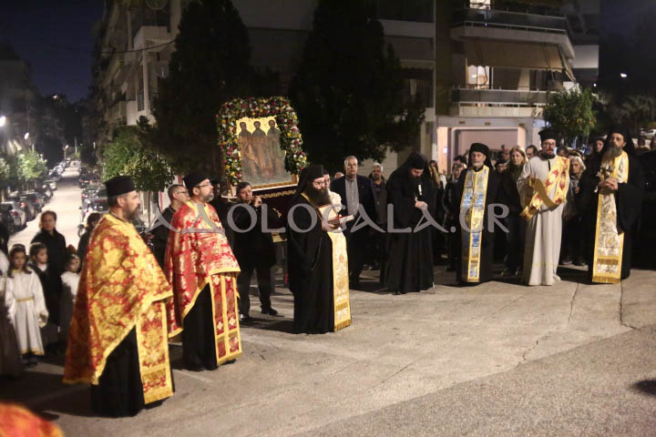Παρουσία πλήθους πιστών η Ιερά Λιτάνευση της Εικόνας των Τριών Ιεραρχών στην Καισαριανή (Εικόνες)