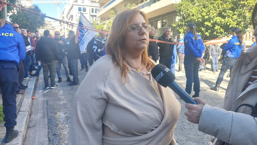 Πετράκη Όλγα - Πρόεδρος Περιφερειακού Συμβουλίου ΤΑΞΙ Αττικής: Αν κάνουμε πίσω στα αιτηματά μας, αύριο το πρωΐ θα πεινάσουν 35χιλιάδες οικογένειες