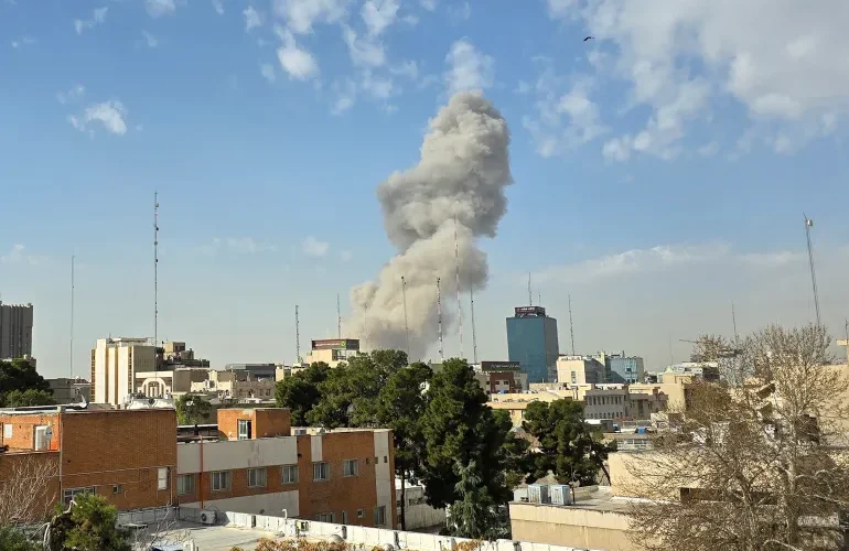 Πολεμική επίθεση Ηνωμένων Πολιτειών Αμερικής και Ισραήλ στο Ιράν ξεκίνησε σήμερα - Αναλυτικά