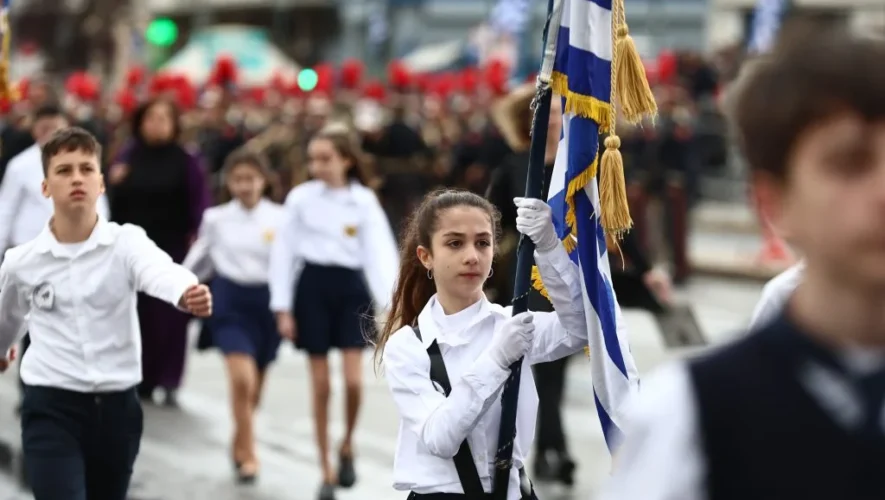Η μαθητική παρέλαση για την 25η Μαρτίου στο Σύνταγμα