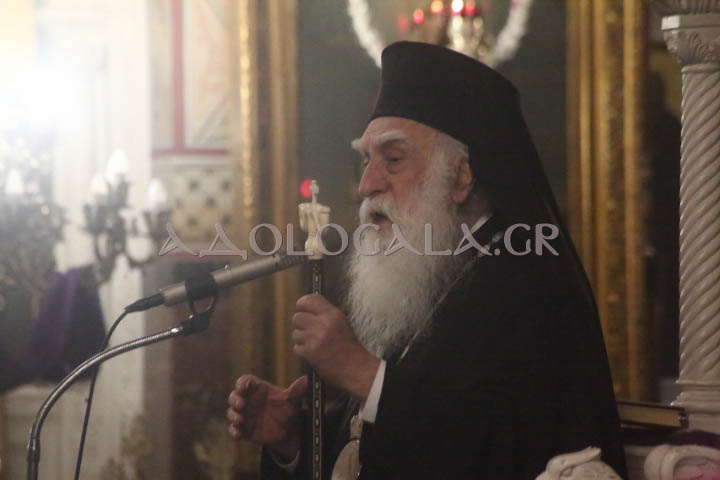 Μεγάλη Δευτέρα Εσπέρας στην Αγία Βαρβάρα παλαιού Φαλήρου (Εικόνες) 
