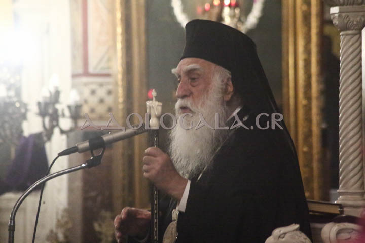 Μεγάλη Δευτέρα Εσπέρας στην Αγία Βαρβάρα παλαιού Φαλήρου (Εικόνες) 