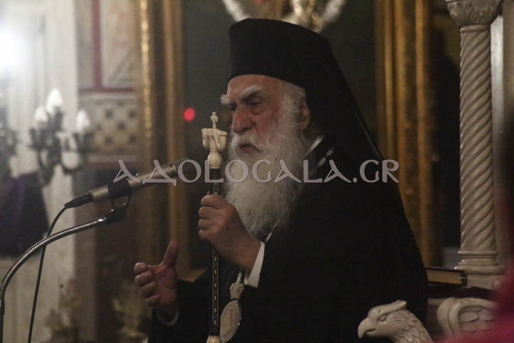 Μεγάλη Δευτέρα Εσπέρας στην Αγία Βαρβάρα παλαιού Φαλήρου (Εικόνες) 
