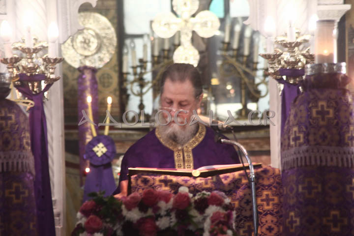 Μεγάλη Δευτέρα Εσπέρας στην Αγία Βαρβάρα παλαιού Φαλήρου (Εικόνες) 