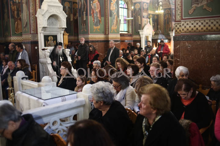 Μεγάλη Δευτέρα Εσπέρας στην Αγία Βαρβάρα παλαιού Φαλήρου (Εικόνες) 