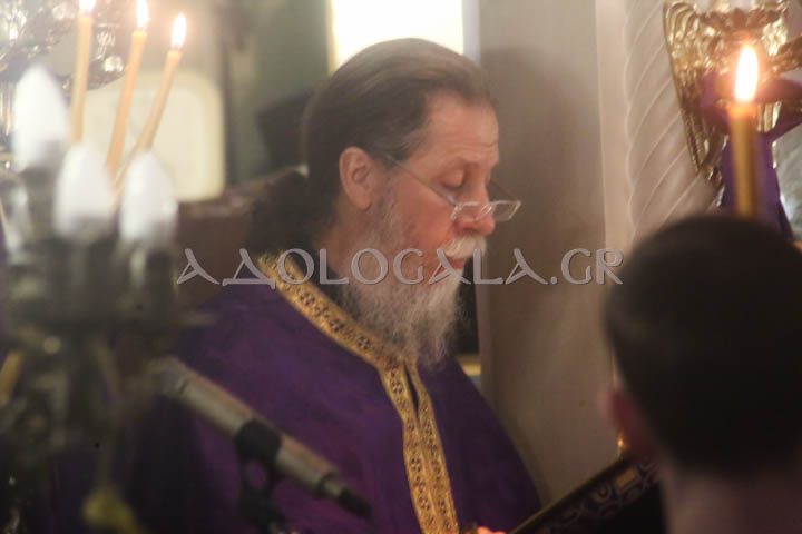 Μεγάλη Δευτέρα Εσπέρας στην Αγία Βαρβάρα παλαιού Φαλήρου (Εικόνες) 