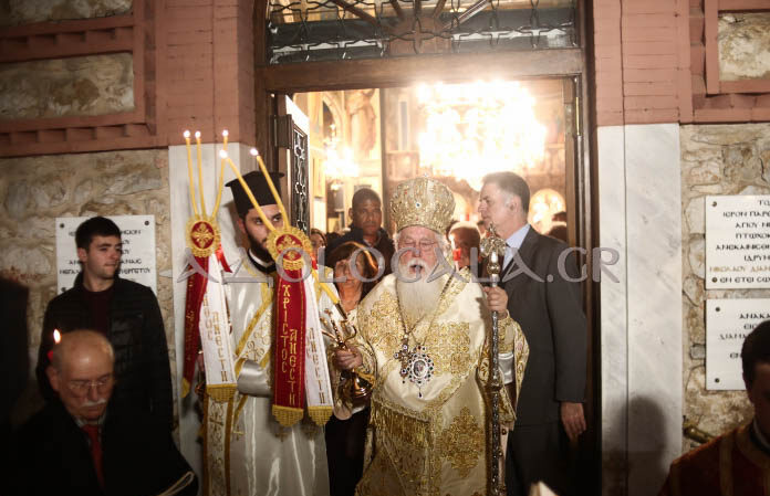 Παννυχίδα Αναστάσεως και Αναστάσιμη Αρχιερατική Θεία Λειτουργία στον Άγιο Νικόλαο Πτωχοκομείου Αθηνών (Εικόνες) 