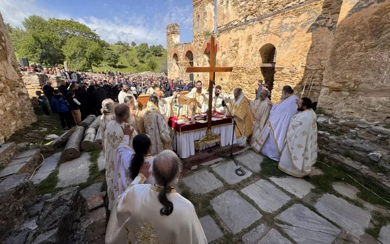 Λαμπρός Εορτασμός του Αγίου Αχιλλίου στη Βασιλική Πρεσπών