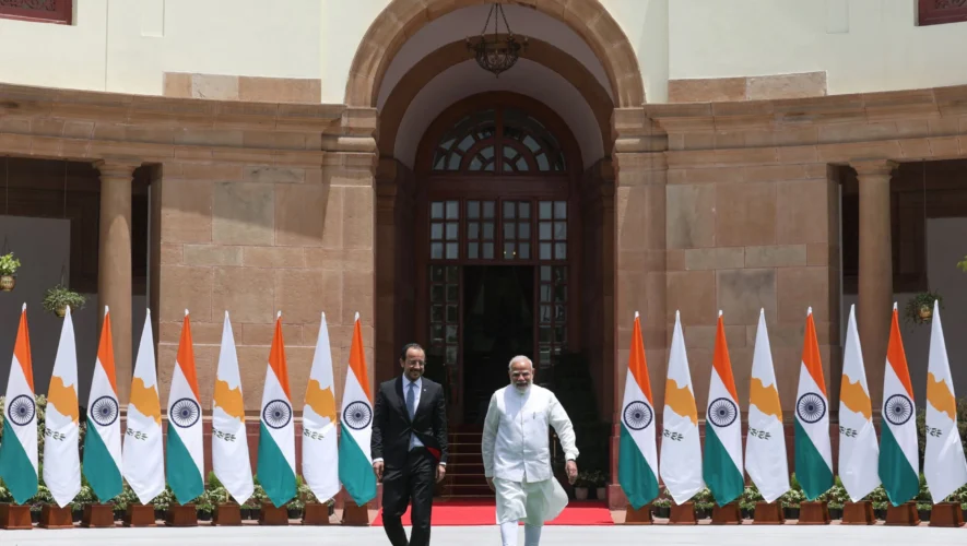https://adologala.gr/wp-content/uploads/2026/05/Synantisi-N.-Xristodoulidi-Narentra-Monti-sto-Neo-Delxi-6-scaled.jpg