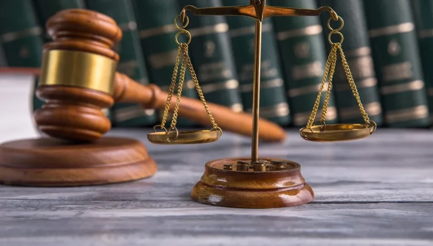 Τέσσερα χρόνια ποινή φυλακής στον κατηγορούμενο για την επίθεση σε Δικηγόρο της Δημοκρατίας σε δικαστική αίθουσα