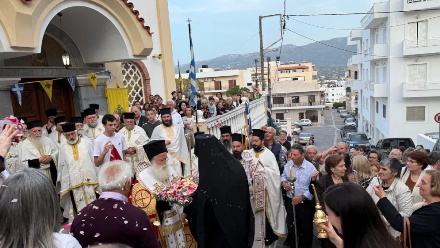 Υποδοχή ιερού λειψάνου της Αγίας Μεγαλομάρτυρος Φωτεινής στον Ιερό Ναό Ευαγγελισμού της Θεοτόκου στη Σητεία