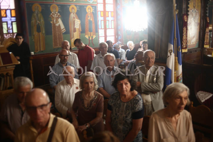Σύναξη Δώδεκα Αποστόλων, Άγιοι Απόστολοι Καλλιθέας, Καλλιθέα, Τζιτζιφιές, Θεία Λειτουργία, Επίσκοπος Ανδρούσης, Κωνστάντιος, Ιερά Αρχιεπισκοπή Αθηνών, Ορθοδοξία, Εκκλησία της Ελλάδος, πανήγυρη, π. Δημήτριος Καρβούνης, φωτογραφία, βαγγέλης καρπαθάκης, καρπαθάκης, τζιζτιφιές, Αγιοι Απόστολοι, Αθήνα, 12 Απόστολοι, Κωνστάντιος,