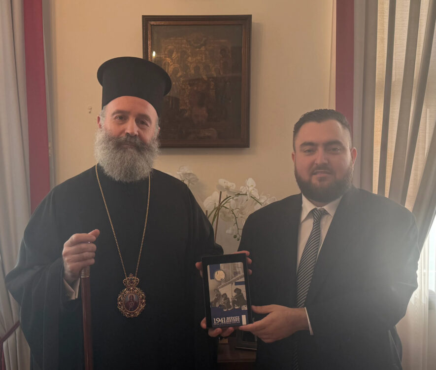 Σε θερμό κλίμα πραγματοποιήθηκε η συνάντηση του Αρχιεπισκόπου Αυστραλίας Μακαρίου με τον Πρόεδρο της Κρητικής Αδελφότητας Σύδνεϋ και Νέας Νοτίου Ουαλίας, με έμφαση στη διατήρηση της κρητικής κληρονομιάς και της ιστορικής μνήμης.