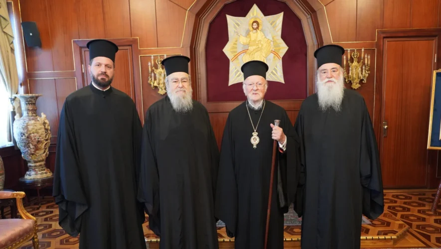 Στο Φανάρι οι Μητροπολίτες Δωδώνης και Ζακύνθου συνάντησαν τον Οικουμενικό Πατριάρχη Βαρθολομαίο ενόψει της τιμητικής του αναγόρευσης από το Ιόνιο Πανεπιστήμιο.