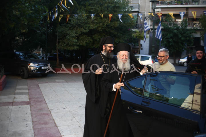 Πανηγυρικός Αρχιερατικός Εσπερινός στον Ιερό Ναό Αγίου Παύλου Αθηνών με τον Μητροπολίτη Χαλκίδος κ. Χρυσόστομο και τον Αρχιμανδρίτη π. Σεβαστιανό Σωμαράκη.
