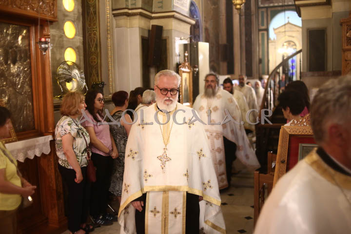 Πανηγυρικός Αρχιερατικός Εσπερινός στον Ιερό Ναό Αγίου Παύλου Αθηνών με τον Μητροπολίτη Χαλκίδος κ. Χρυσόστομο και τον Αρχιμανδρίτη π. Σεβαστιανό Σωμαράκη.