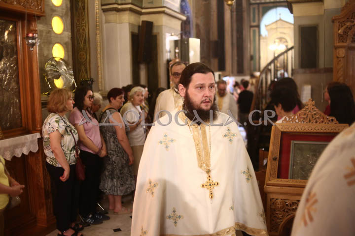 Πανηγυρικός Αρχιερατικός Εσπερινός στον Ιερό Ναό Αγίου Παύλου Αθηνών με τον Μητροπολίτη Χαλκίδος κ. Χρυσόστομο και τον Αρχιμανδρίτη π. Σεβαστιανό Σωμαράκη.
