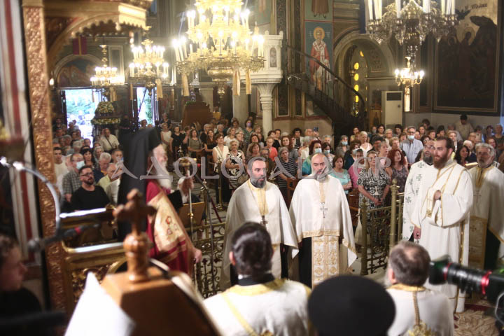 Πανηγυρικός Αρχιερατικός Εσπερινός στον Ιερό Ναό Αγίου Παύλου Αθηνών με τον Μητροπολίτη Χαλκίδος κ. Χρυσόστομο και τον Αρχιμανδρίτη π. Σεβαστιανό Σωμαράκη.