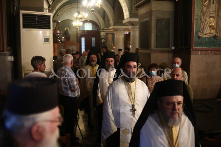 Πανηγυρικός Αρχιερατικός Εσπερινός στον Ιερό Ναό Αγίου Παύλου Αθηνών με τον Μητροπολίτη Χαλκίδος κ. Χρυσόστομο και τον Αρχιμανδρίτη π. Σεβαστιανό Σωμαράκη.