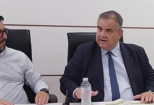 140 έργα στην Αιτωλοακαρνανία, χρηματοδοτήσεις άνω των 95 εκατ. ευρώ και αύξηση πόρων στην αυτοδιοίκηση παρουσίασε ο Υφυπουργός Εσωτερικών Βασίλης Σπανάκης.