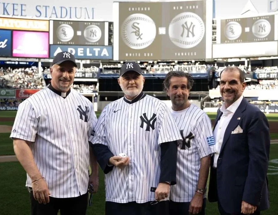 Το Yankee Stadium φιλοξένησε τη Νύχτα του Ελληνικού Τζέρσεϊ, μια εκδήλωση ελληνικής υπερηφάνειας με τη συμμετοχή της ελληνορθόδοξης κοινότητας και του Αρχιεπισκόπου Αμερικής Ελπιδοφόρου.