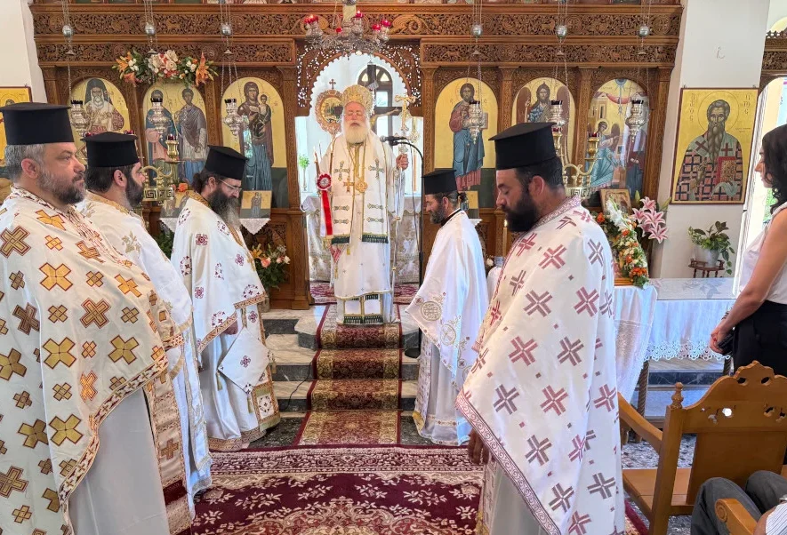 Αγίοι Ανάργυροι, Μύρτος Ιεράπετρας, Ιερά Μητρόπολη Ιεραπύτνης και Σητείας, Κοσμάς και Δαμιανός, Αρχιερατική Θεία Λειτουργία, Κρήτη, πανήγυρη εκκλησίας, Ορθόδοξη Εκκλησία, Σεβασμιώτατος Κύριλλος