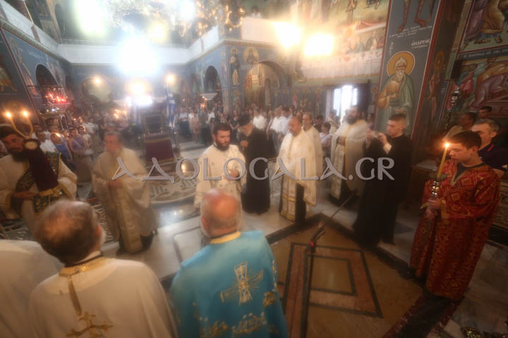 Άγιος Αιμιλιανός, Ιερά Λιτάνευση, Λόφος Σκουζέ, Αθήνα, Ιερός Ναός Αγίου Αιμιλιανού, Εσπερινός, Επίσκοπος Χριστιανουπόλεως, Βαρνάβας Θεοχάρης, π. Νικόλαος Αργυρόπουλος, Ιερά Αρχιεπισκοπή Αθηνών, Εκκλησιαστικά Νέα, Ορθοδοξία, Θρησκευτικές Ειδήσεις