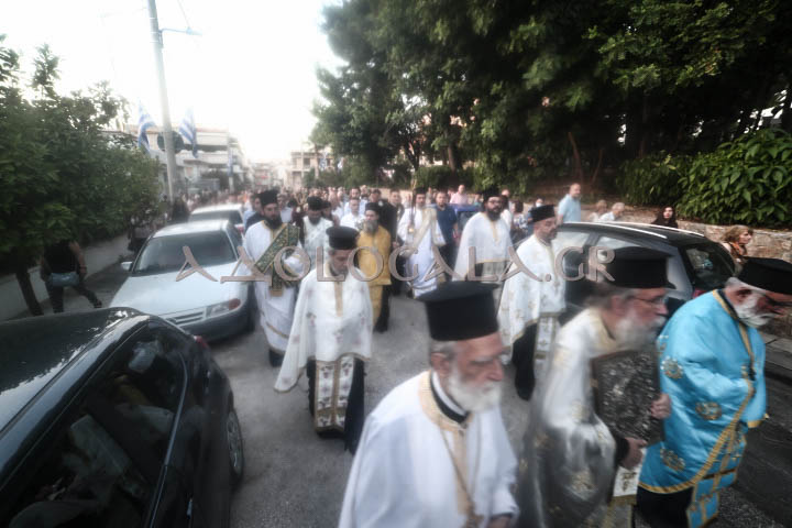 Άγιος Αιμιλιανός, Ιερά Λιτάνευση, Λόφος Σκουζέ, Αθήνα, Ιερός Ναός Αγίου Αιμιλιανού, Εσπερινός, Επίσκοπος Χριστιανουπόλεως, Βαρνάβας Θεοχάρης, π. Νικόλαος Αργυρόπουλος, Ιερά Αρχιεπισκοπή Αθηνών, Εκκλησιαστικά Νέα, Ορθοδοξία, Θρησκευτικές Ειδήσεις
