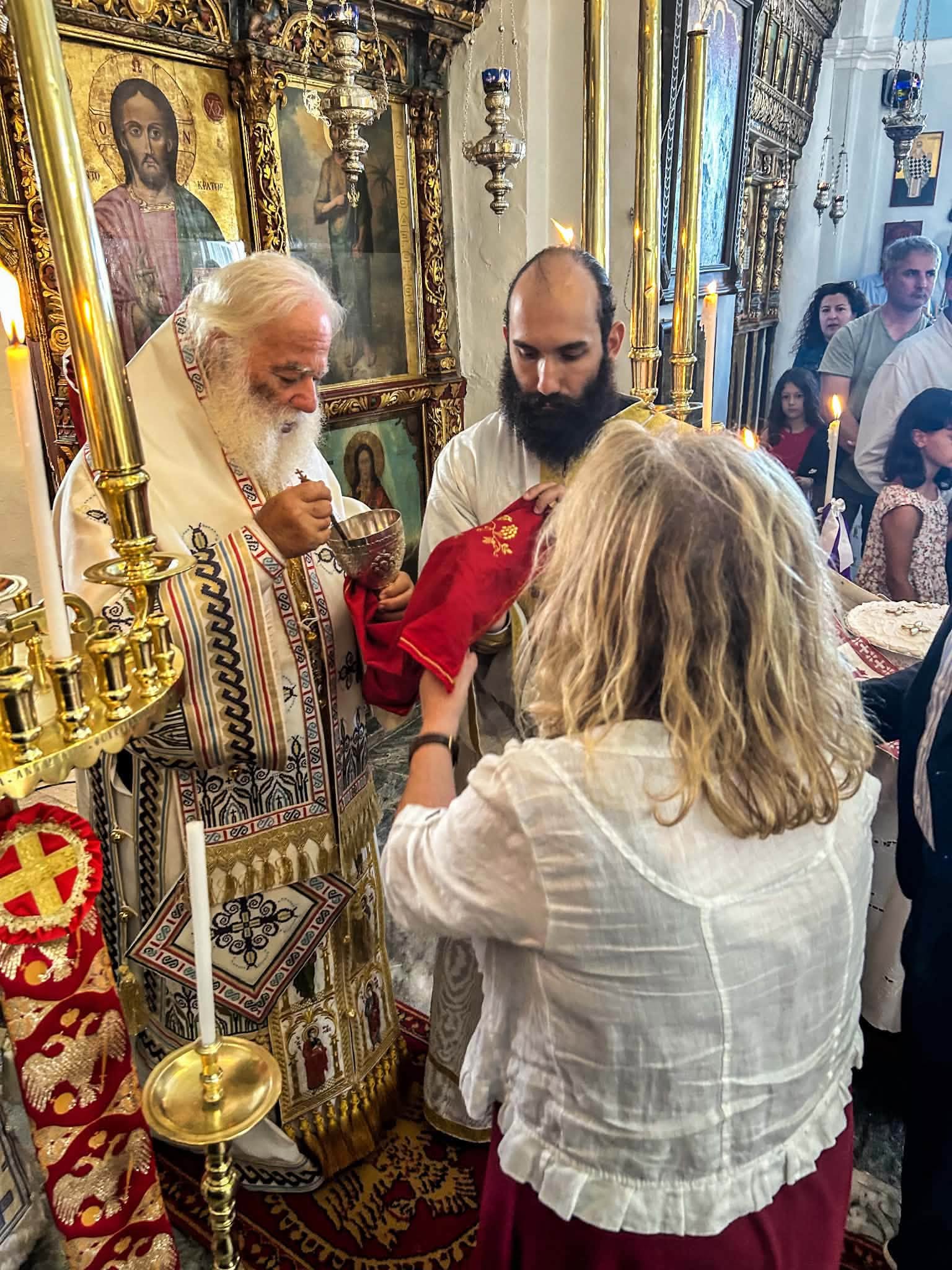 Πατριαρχική Θεία Λειτουργία, Αμοργός, Πατριάρχης Θεόδωρος Β΄, Πατριάρχης Παρθένιος, Ιερό Μνημόσυνο, Εκκλησία Αλεξανδρείας, Μητρόπολη Θήρας, Ορθοδοξία, Κυκλάδες, Εκκλησιαστικές Ειδήσεις