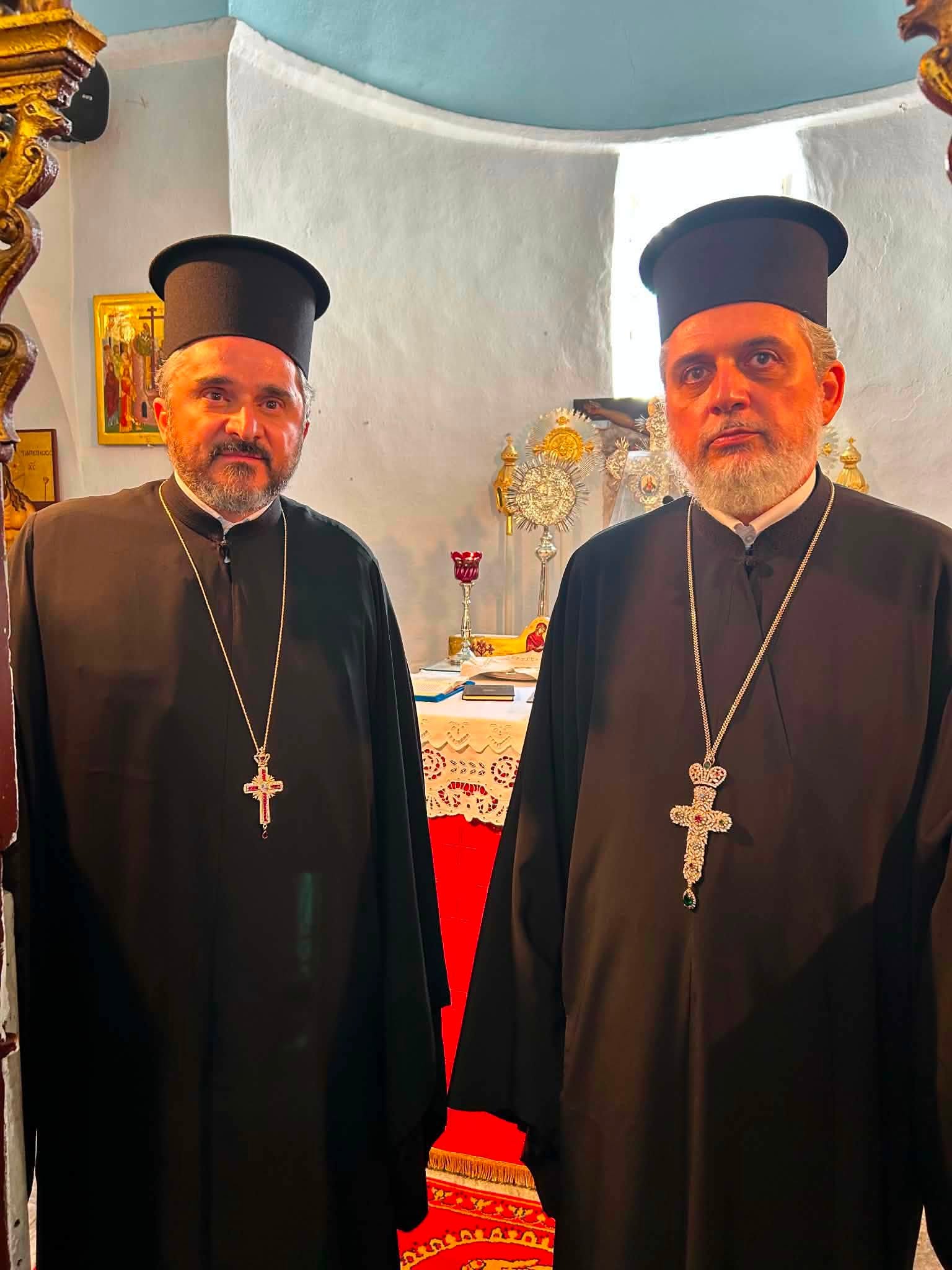 Πατριαρχική Θεία Λειτουργία, Αμοργός, Πατριάρχης Θεόδωρος Β΄, Πατριάρχης Παρθένιος, Ιερό Μνημόσυνο, Εκκλησία Αλεξανδρείας, Μητρόπολη Θήρας, Ορθοδοξία, Κυκλάδες, Εκκλησιαστικές Ειδήσεις