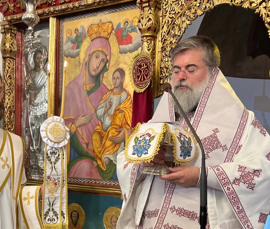 Αρχιερατική Θεία Λειτουργία στον Ιερό Ναό Αγίων Αναργύρων Χανίων