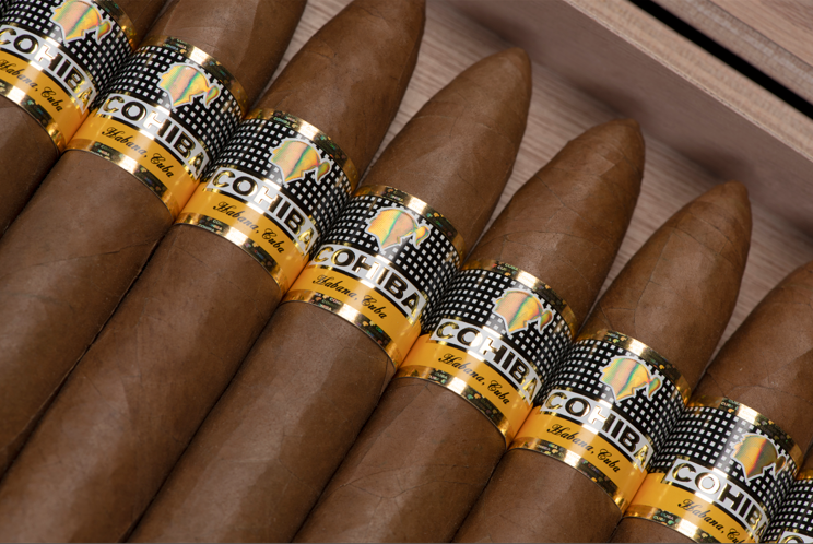 Η ιστορία της Cohiba, της ιστορικής κουβανέζικης μάρκας Habanos που εδώ και περισσότερα από 60 χρόνια συνδυάζει παράδοση, δεξιοτεχνία και εξέλιξη.