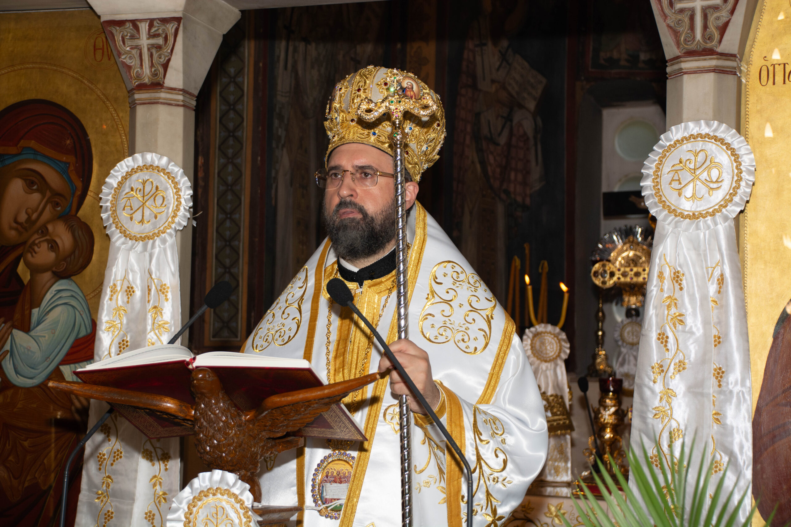 Η πρώτη αρχιερατική Θεία Λειτουργία του Επισκόπου Ανδίδων κ. Ισιδώρου στον Ιστορικό Ιερό Ναό Μεταμορφώσεως Σωτήρος στην Πλάκα