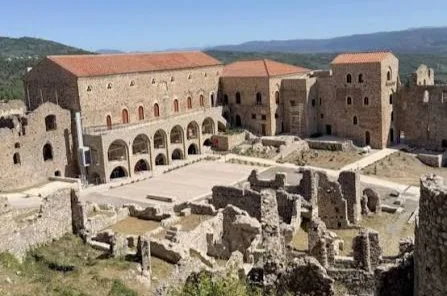 Κάστρο της Κιάφας, Σούλι, Κάστρο Σουλίου, αποκατάσταση κάστρου, Κωνσταντίνος Τασούλας, Λίνα Μενδώνη, Ήπειρος, Υπουργείο Πολιτισμού, Αλή Πασάς, ιστορικά μνημεία, πολιτιστική κληρονομιά, Ταμείο Ανάκαμψης