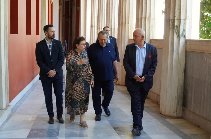 Λίνα Μενδώνη: Επίσκεψη στο ιστορικό συγκρότημα του ΕΜΠ – Σχέδιο ανάδειξης και αποκατάστασης